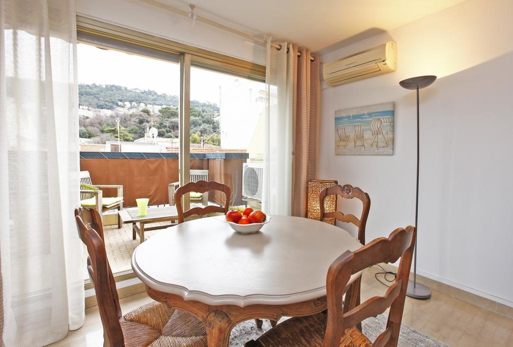 Appartement 6 Personnes Avec Terrasse Le Port Nice Bilik gambar