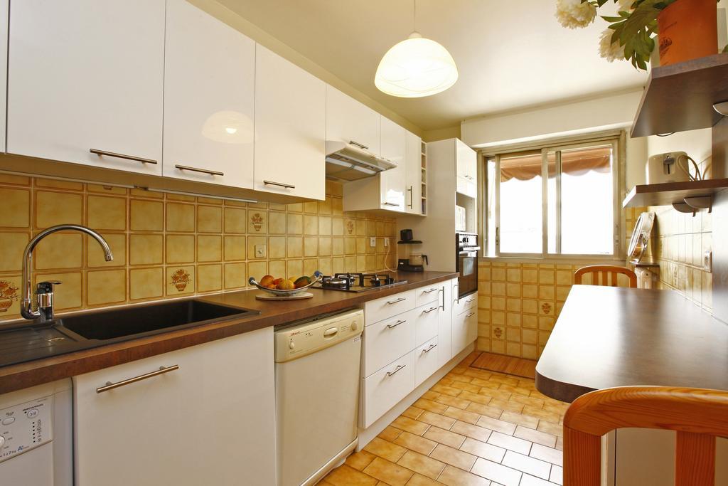 Appartement 6 Personnes Avec Terrasse Le Port Nice Bilik gambar