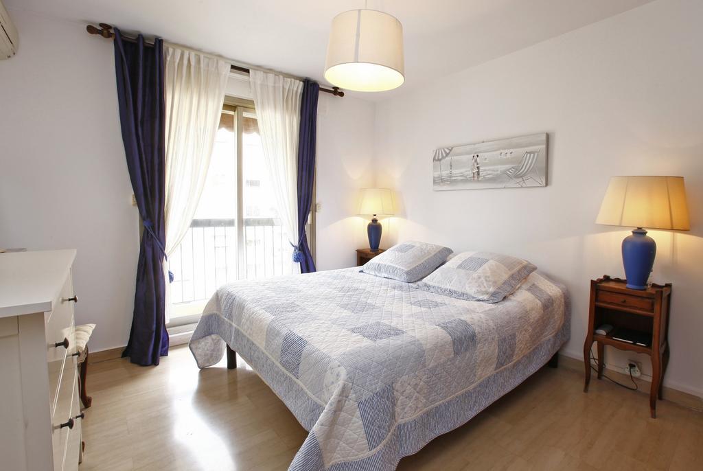 Appartement 6 Personnes Avec Terrasse Le Port Nice Bilik gambar
