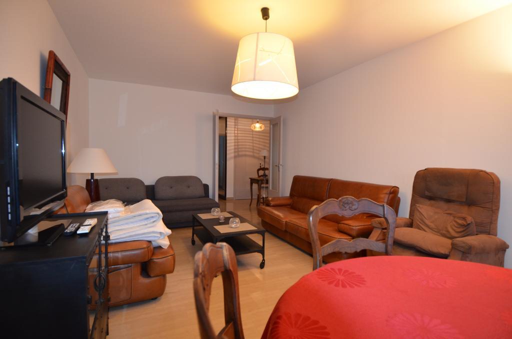 Appartement 6 Personnes Avec Terrasse Le Port Nice Luaran gambar